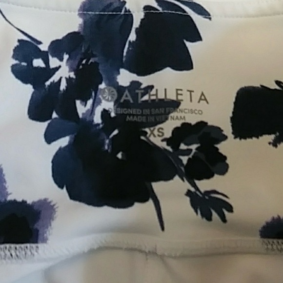 Athleta Water Flower 7/8 Tight Leggings - Picture 6 of 7